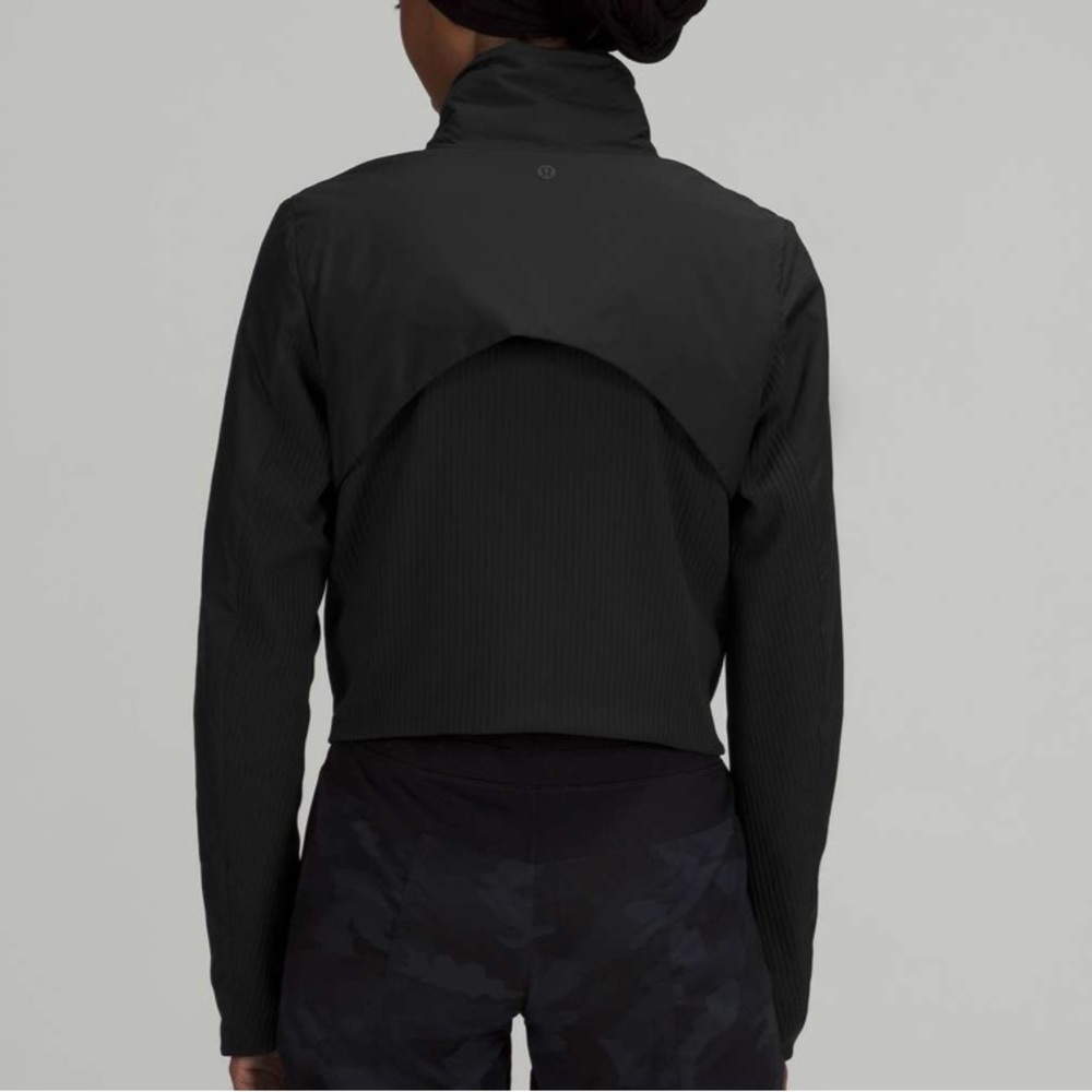 Lululemon Jacket - Soft Matte Insulated Cropped J… - image 3